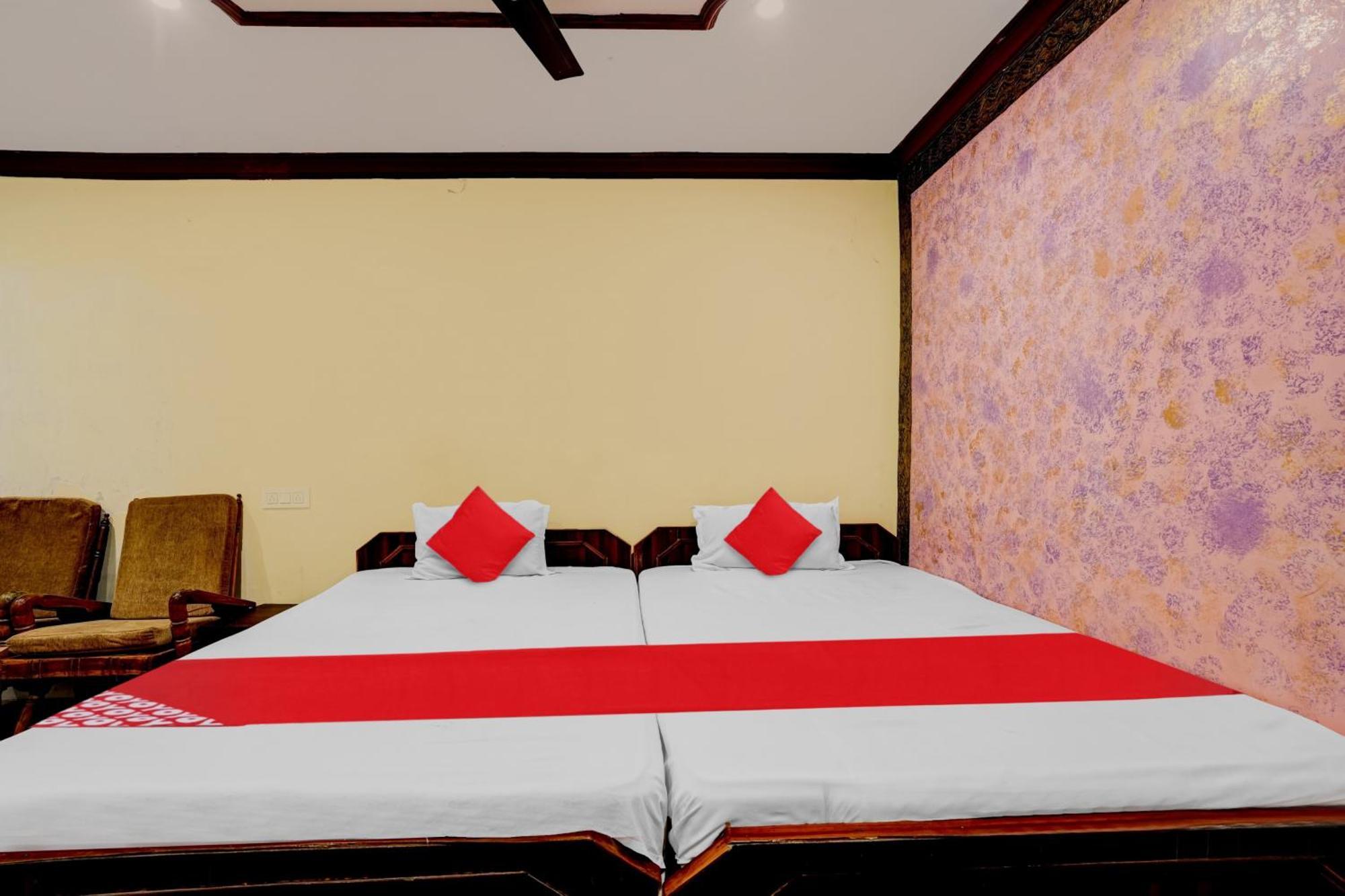 Oyo Royal Visakha Beach Guest House Visakhapatnam Exterior photo