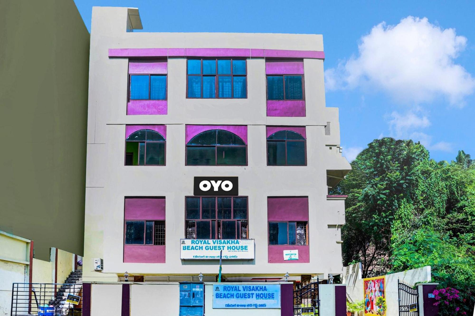 Oyo Royal Visakha Beach Guest House Visakhapatnam Exterior photo