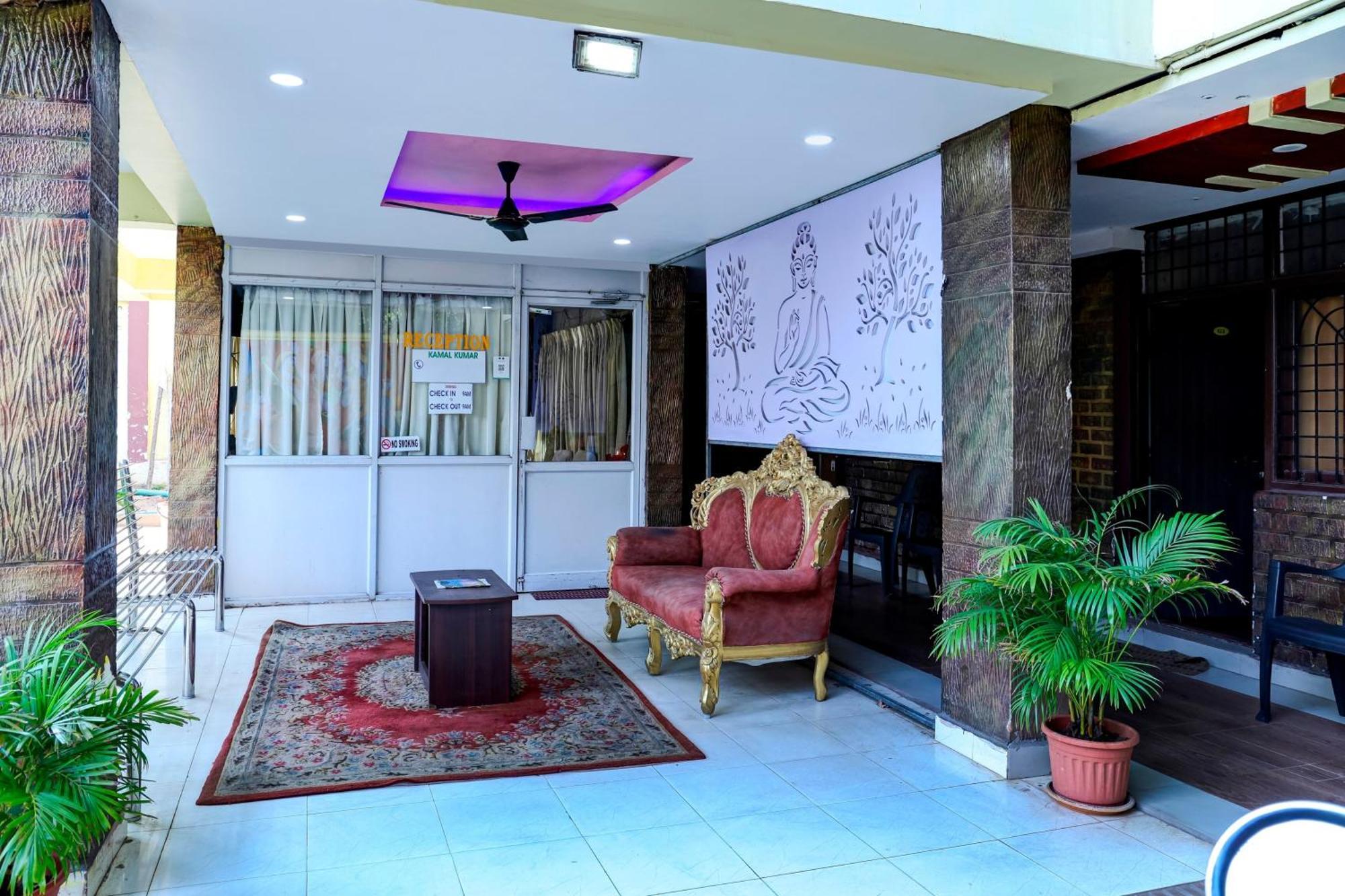 Oyo Royal Visakha Beach Guest House Visakhapatnam Exterior photo